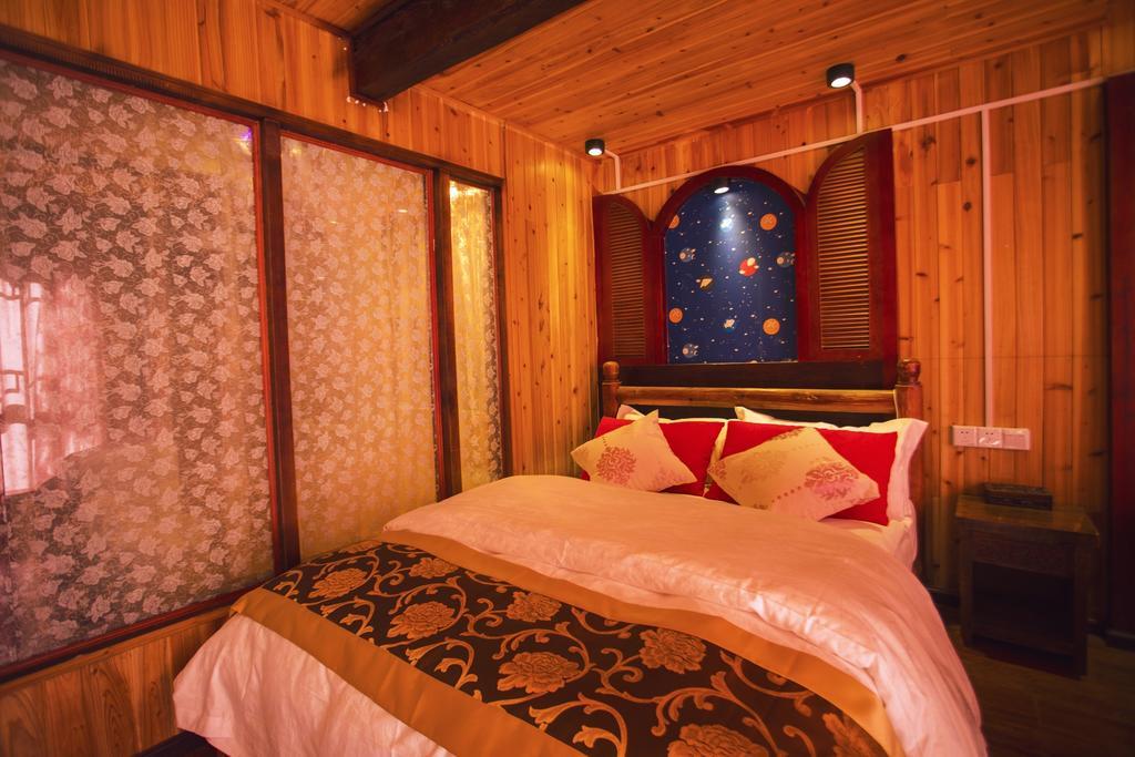Secret Garden Hotel Lijiang  Exterior photo